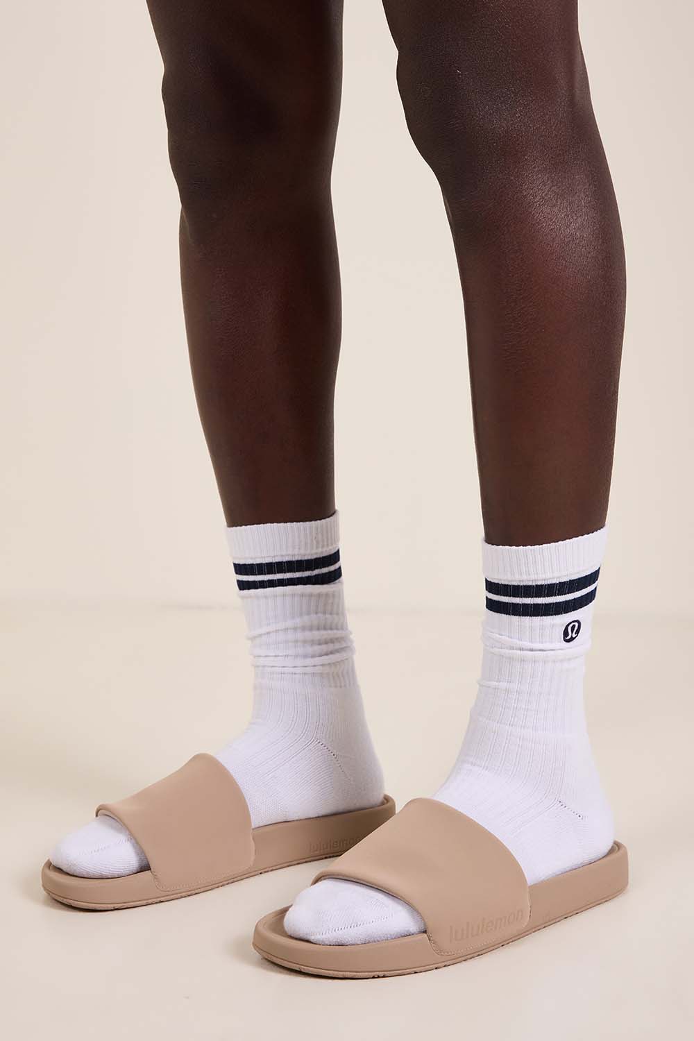 תמונת כל הלוק של RestFeel Slide